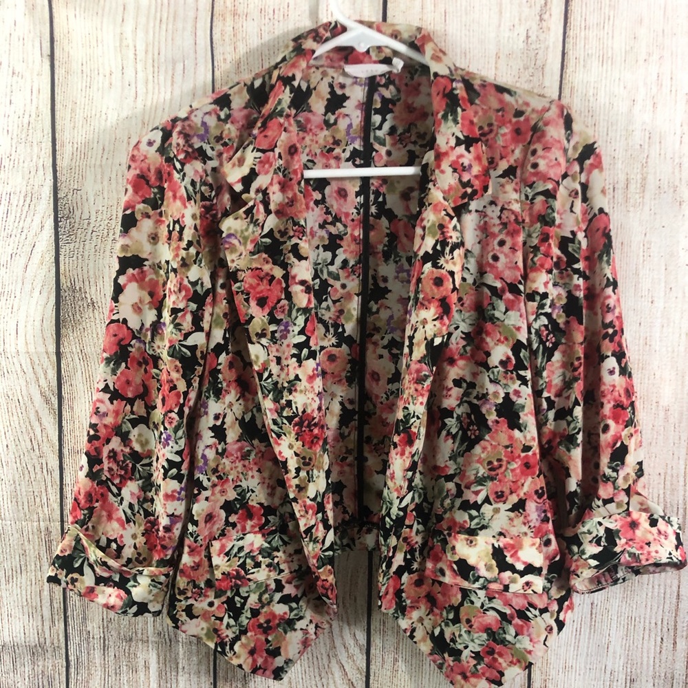 Lush floral blazer